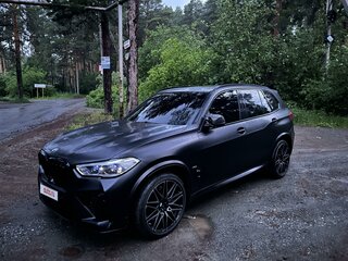 2020 BMW X5 M Competition III (F95), чёрный, 10000000 рублей, вид 3