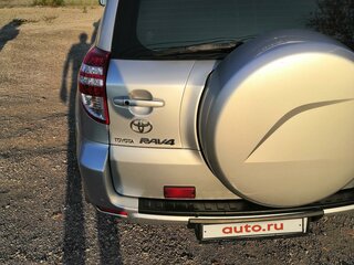 2009 Toyota RAV4 III (XA30), серебристый, 1700000 рублей, вид 2