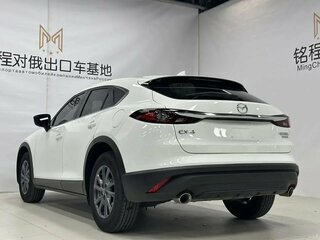 2023 Mazda CX-4 I Рестайлинг, белый, 1690000 рублей, вид 5