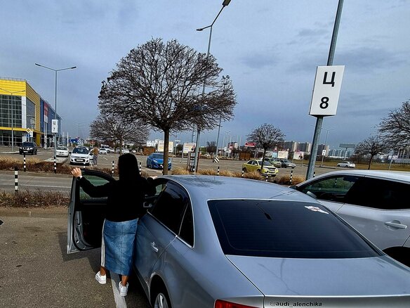 2008 Audi A4 IV (B8), серый, 1145000 рублей - вид 10