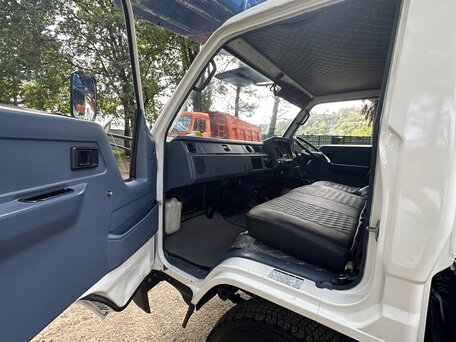 1992 Toyota Автовышка, 3700000 рублей, вид 3