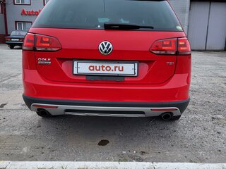 2015 Volkswagen Golf Alltrack VII, красный, 1770000 рублей, вид 3