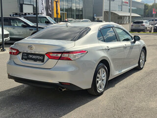 2019 Toyota Camry VIII (XV70), серебристый, 2558278 рублей, вид 5