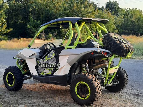 2014 BRP Can-Am Maverick 1000R, зелёный, 1600000 рублей, вид 4
