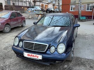 1999 Mercedes-Benz CLK-Класс 320 I (W208) Рестайлинг, синий, 420000 рублей, вид 2