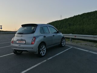 2004 Nissan Micra III (K12), серебристый, 650000 рублей, вид 3