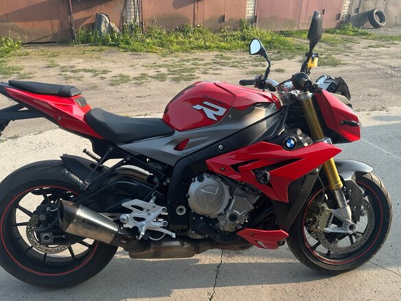 2015 BMW S 1000 R, красный, 899999 рублей