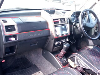 2007 Mitsubishi Pajero Mini II, серый, 700000 рублей, вид 4