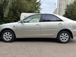 2004 Toyota Camry V (XV30) Рестайлинг, серебристый, 900000 рублей, вид 3