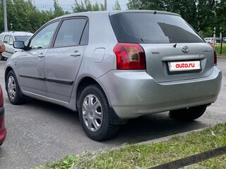 2003 Toyota Corolla IX (E120, E130), серебристый, 305000 рублей, вид 4