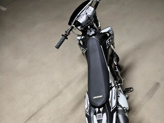 2026 BSE Z1, чёрный, 125000 рублей, вид 5