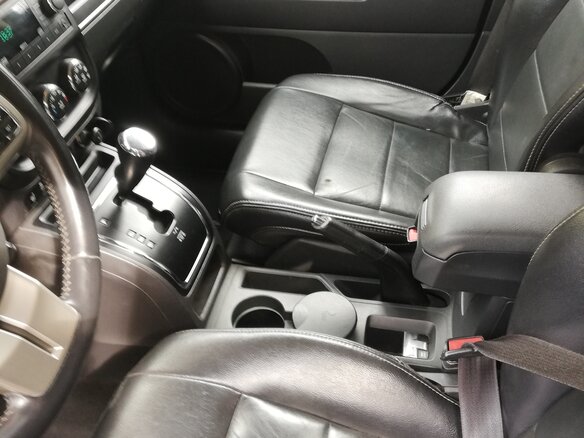 2011 Jeep Liberty (Patriot), чёрный - вид 6