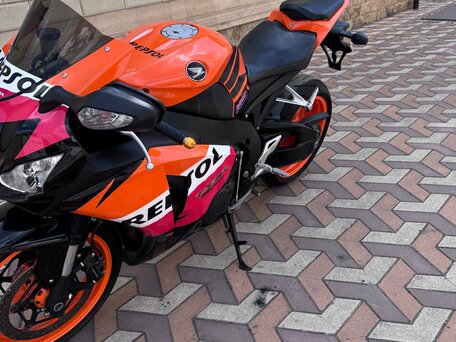 2008 Honda CBR 1000 RR/RA Fireblade, оранжевый, 750000 рублей, вид 1