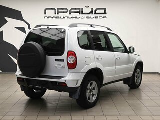 2020 Lada (ВАЗ) Niva, белый, 740000 рублей, вид 3