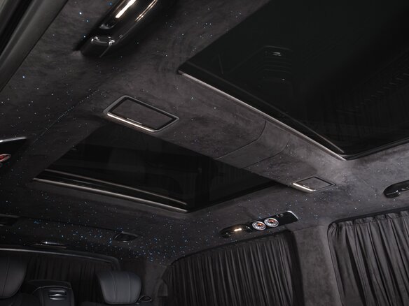2023 Mercedes-Benz V-Класс 300 d экстра длинный III (W447) Рестайлинг, чёрный - вид 5
