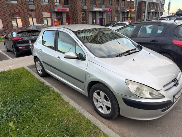 2002 Peugeot 307 I, серебристый, 280000 рублей