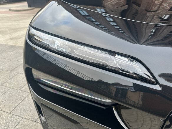 2023 BMW 7 серии 740d xDrive VII (G70), чёрный, 13300000 рублей - вид 8
