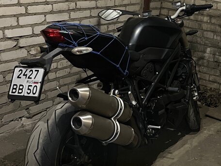 2012 Ducati Streetfighter, чёрный, 700000 рублей, вид 4