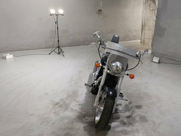 2005 Honda VTX 1800, чёрный, 875000 рублей - вид 2
