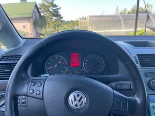 2010 Volkswagen Touran I Рестайлинг 2, чёрный, 950000 рублей, вид 5