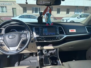 2014 Toyota Highlander III (XU50), пурпурный, 2500000 рублей, вид 5