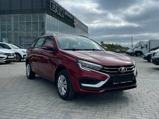 2026 Lada (ВАЗ) Vesta SW I Рестайлинг (NG), красный, 1835000 рублей, вид 1