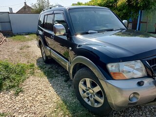 2004 Mitsubishi Pajero III Рестайлинг, чёрный, 1150000 рублей, вид 1
