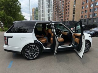 2020 Land Rover Range Rover IV Рестайлинг, белый, 4990000 рублей, вид 5