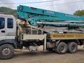 2010 Isuzu Автобетононасос, белый - вид 1