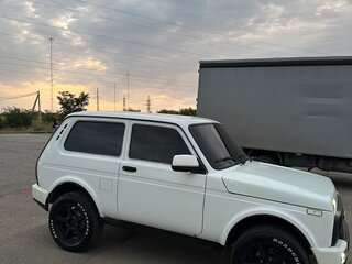 2016 Lada (ВАЗ) 2121 (4x4) I Рестайлинг, белый, 615000 рублей, вид 3