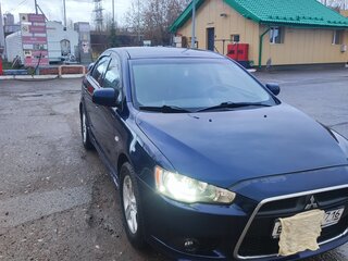 2013 Mitsubishi Lancer X Рестайлинг, синий, 700000 рублей, вид 3