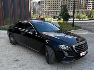 2018 Mercedes-Benz E-Класс 450 V (W213, S213, C238), чёрный, 3800000 рублей, вид 2