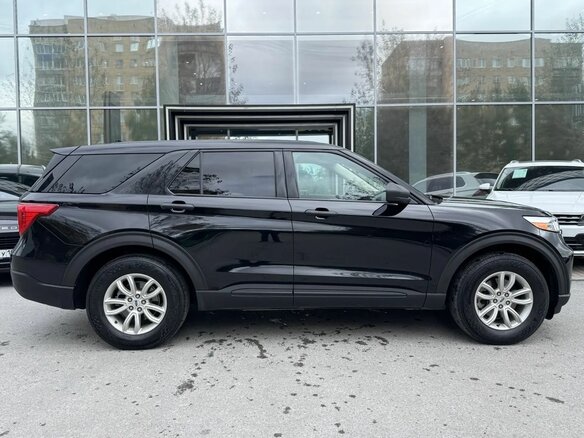 2020 Ford Explorer VI, чёрный, 2949000 рублей - вид 2