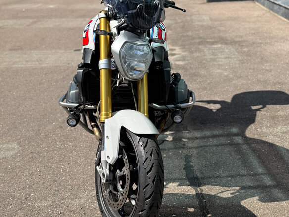 2017 BMW R 1200 R, белый, 1020000 рублей - вид 6