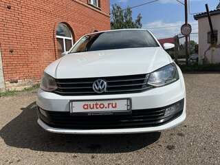 2020 Volkswagen Polo V Рестайлинг, белый, 1450000 рублей, вид 2