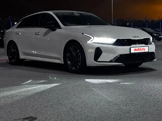 2022 Kia K5 III, белый, 2800000 рублей, вид 1
