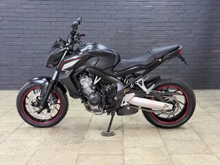 2015 Honda CB 650F, чёрный, 675000 рублей, вид 4