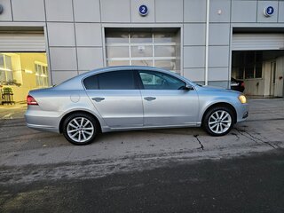 2011 Volkswagen Passat B7, серебристый, 1070000 рублей, вид 2