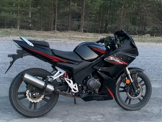 Sagitta CBR 150 Spitzer