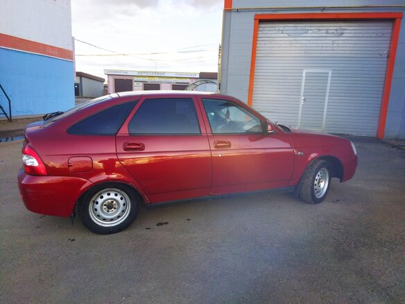 2008 Lada (ВАЗ) Priora I, красный, 330000 рублей - вид 4
