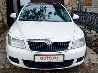 2012 Skoda Octavia II (A5) Рестайлинг, белый, 850000 рублей, вид 1
