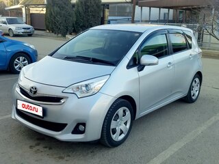 2015 Toyota Ractis II, серебристый, 1030000 рублей, вид 1