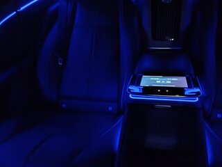 2021 Mercedes-Benz Maybach GLS 600 I, белый, 17300000 рублей, вид 4