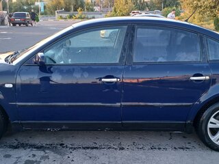 1998 Volkswagen Passat B5, синий, 235000 рублей, вид 4