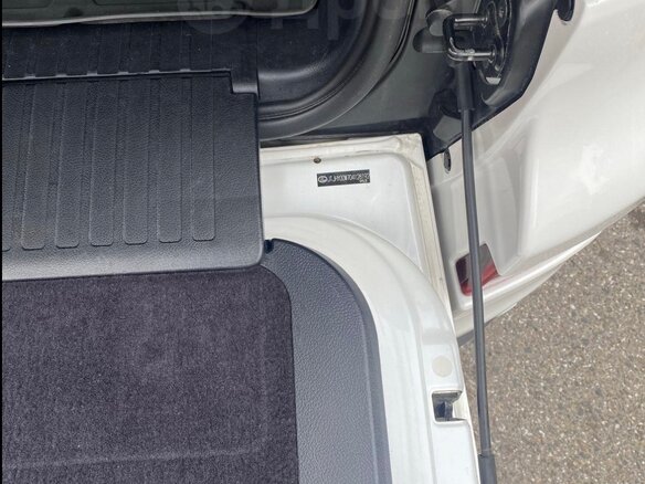 2013 Lexus LX 570 III Рестайлинг, белый, 4900000 рублей - вид 10