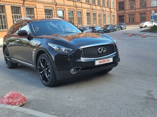 2017 Infiniti QX70, чёрный, 4200000 рублей, вид 4