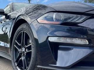 2021 Ford Mustang VI Рестайлинг, синий, 3500000 рублей, вид 1