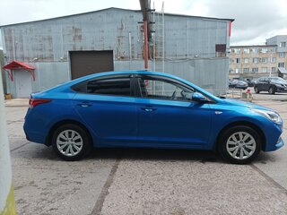 2018 Hyundai Solaris II, синий, 1250000 рублей, вид 4