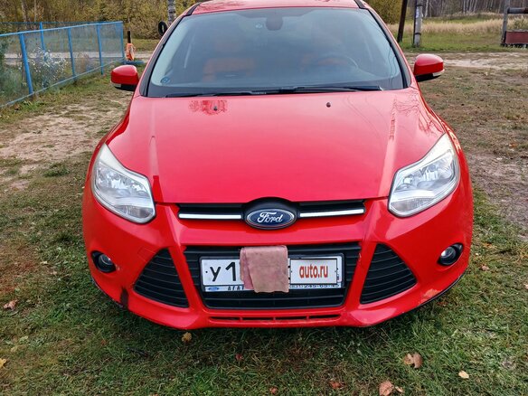 2011 Ford Focus III, красный, 860000 рублей - вид 2