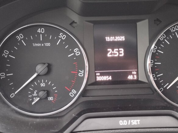 2015 Skoda Octavia III (A7), серебристый, 1250000 рублей - вид 4